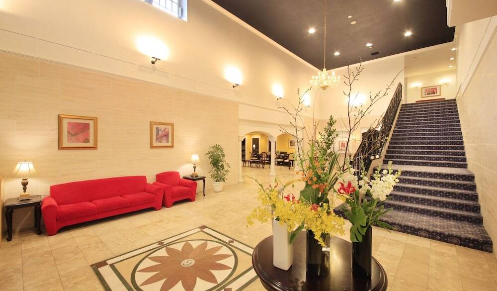 エレガントなロビーが
お出迎え / 1