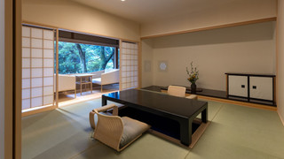 桜の間 和洋室 料理長おすすめグレードアップ会席プラン 禁煙