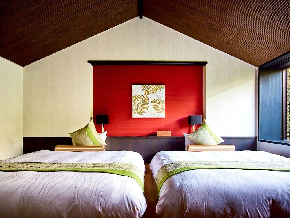 メゾネットの客室にフリードリンクディナーが嬉しい森の中のホテル4047097