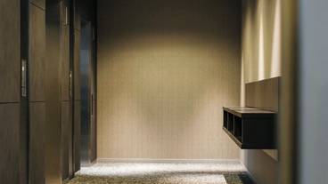 エレベーター / 1