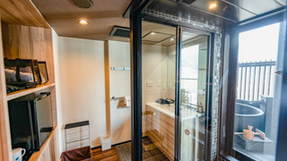 【洋モダンデラックス和洋室】　露天風呂付き　禁煙