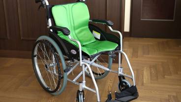 お客様用の車椅子 / 3