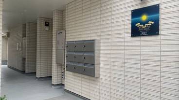 施設の入り口 / 3