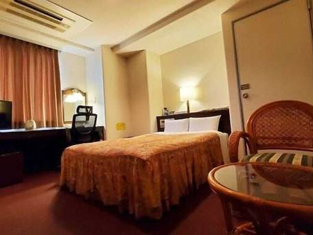 延岡アーバンホテル / 1