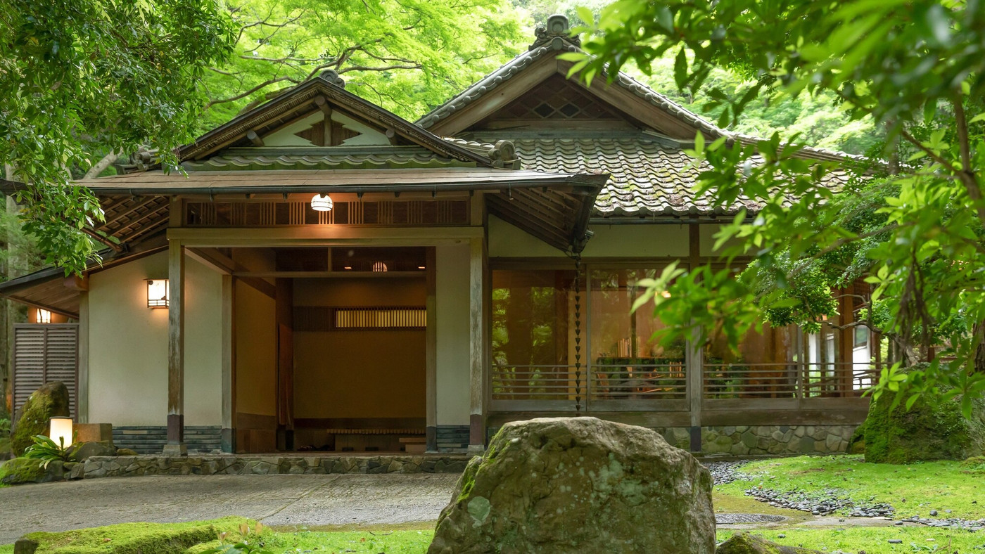 世界遺産の森に佇む隠れ宿3399739