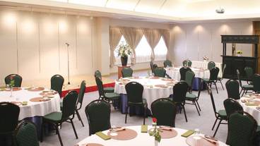 ボールルーム / 8