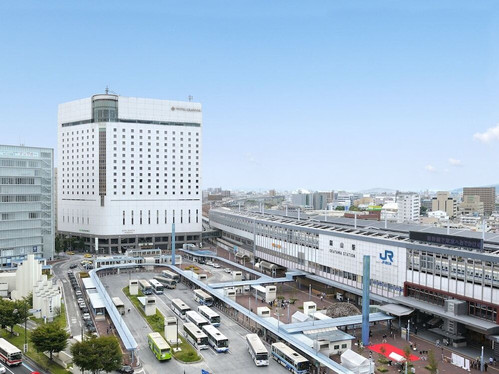 うれしい駅直結。岡山のおいしいものが集うブッフェ朝食も魅力！4057695