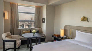 プレミア ルーム キングベッド 1 台