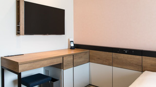 スタンダード ダブルルーム クイーンベッド 1 台 禁煙