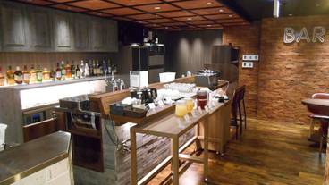 朝食スペース / 8