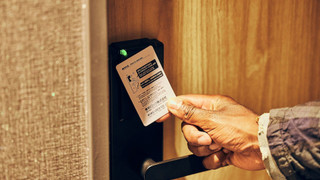 デラックスキングルーム