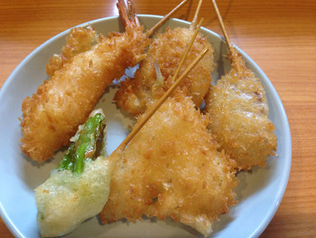 「ヨネヤ 梅田本店」料理 638631 牛,海老,キス,蓮根,青と