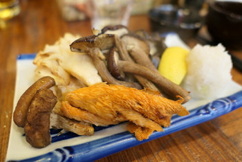 「きのこ」 料理 70283412 そのまんまきのこ焼き680円