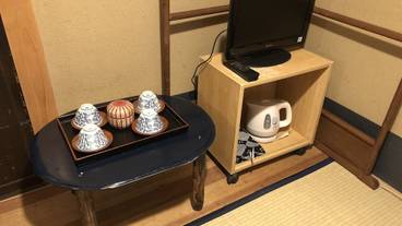 客室 / 10