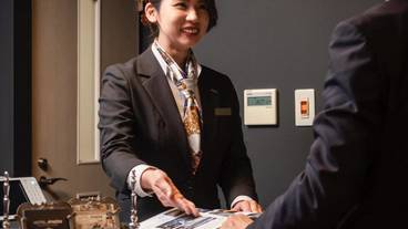 チェックイン / チェックアウト キオスク / 3