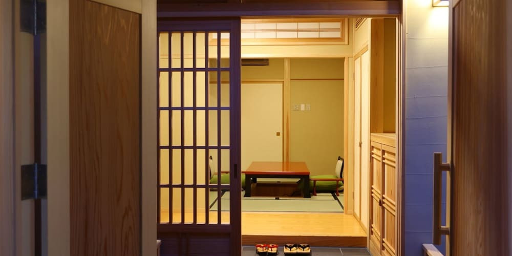 和室（松）露天風呂付 玄関