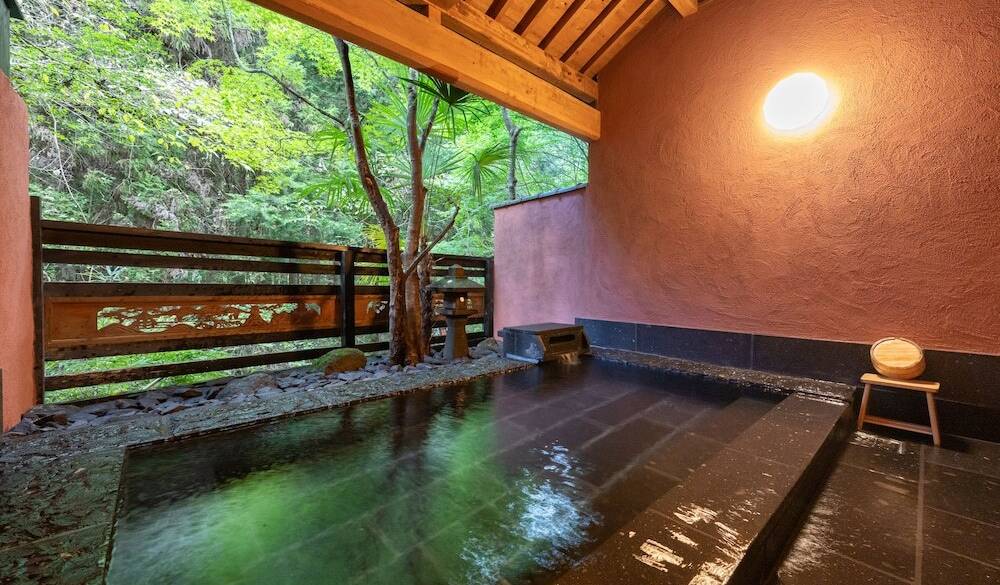 昭和の湯処 貸切風呂① / 4