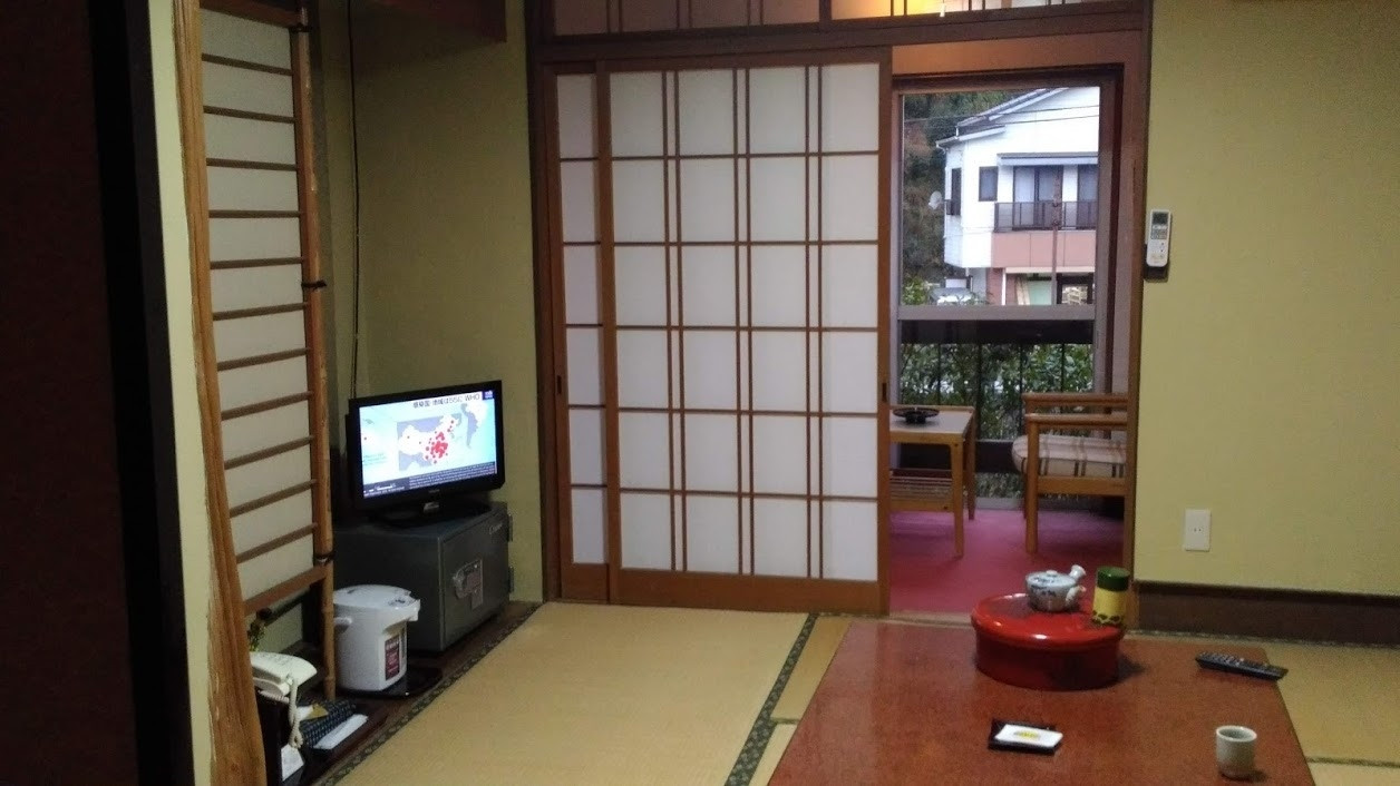 映画の中に迷い込んだよう。老舗温泉旅館で山口グルメに舌鼓3416712