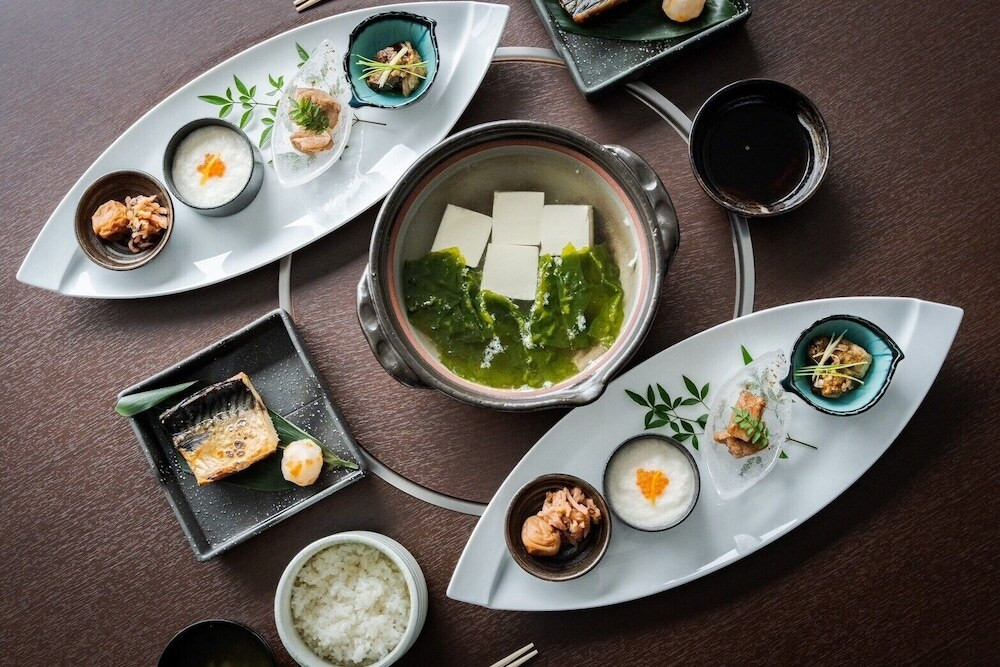 朝食
