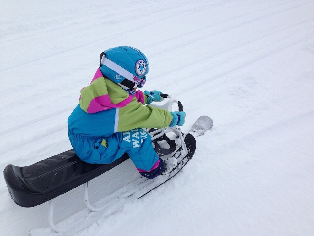 スノー スポーツとスキー