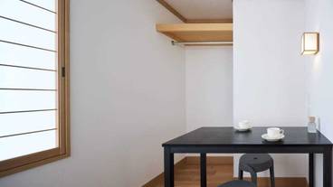 客室内のダイニングエリア / 29