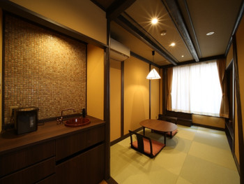 洞窟の露天風呂！？ユニークなお風呂で盛り上がろう3449591