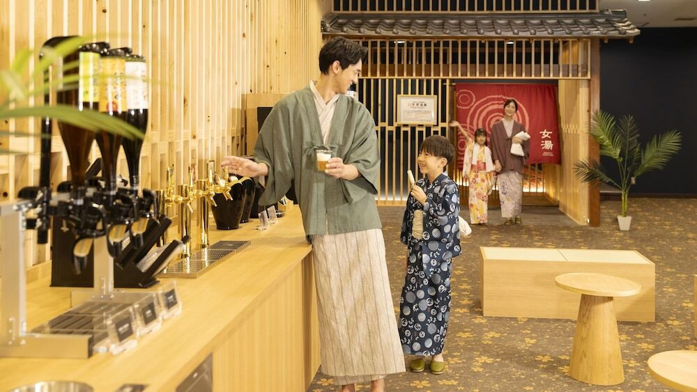 ロビーラウンジ