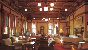 ロビーラウンジ / 1