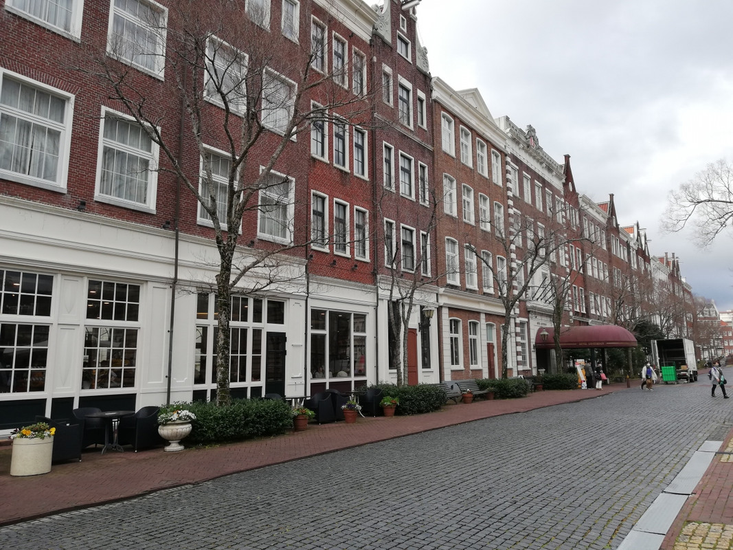 到着時ホテルの入口がわかりにくい