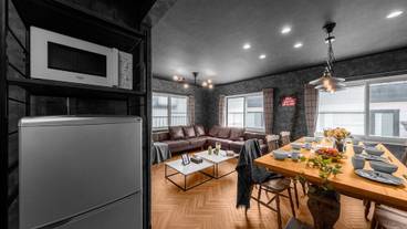 客室内のダイニングエリア / 10