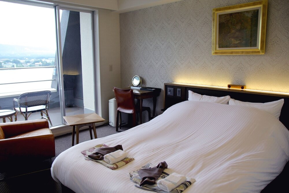 バルコニー付きダブル①