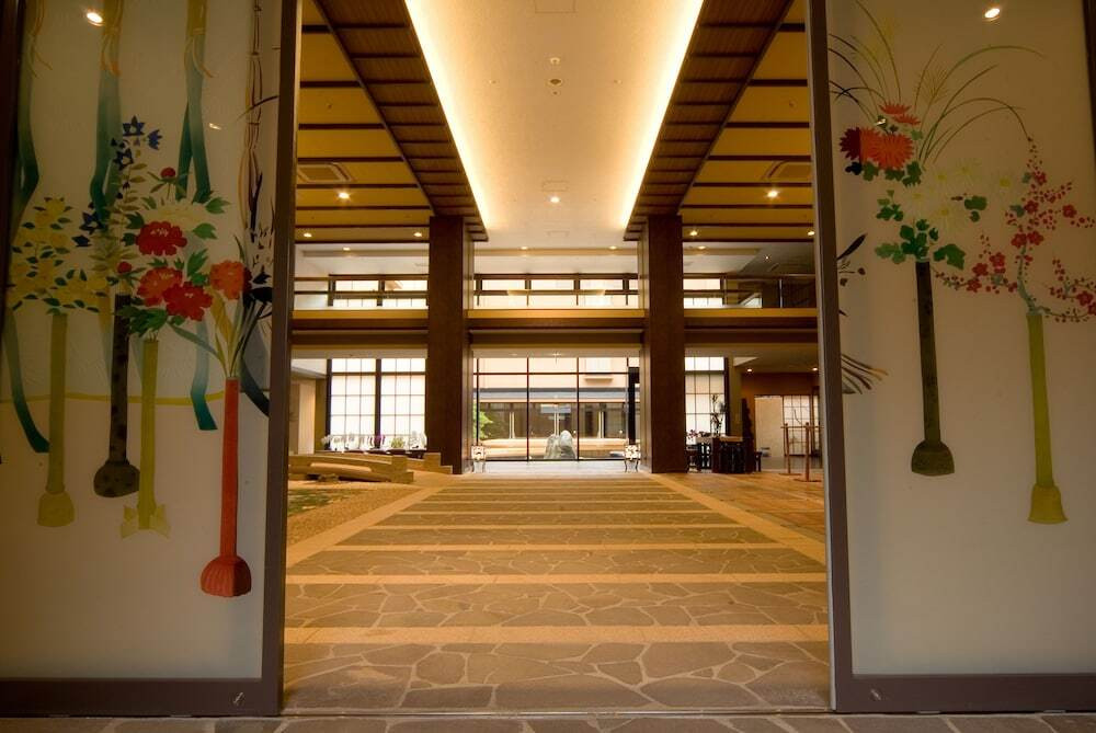 本格エステは自分たちへのご褒美♡全室に露天風呂が備わる日本宿4021137