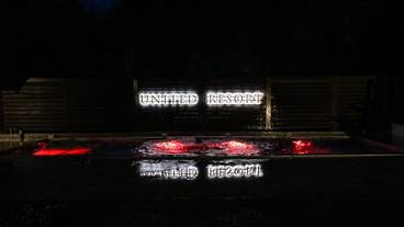 屋内 / 屋外プール / 24