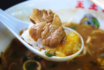 「支那そば 王王軒」料理 823036 ライス・スープ・お肉・生玉子、、、もう最高です( ´ ▽ ` )ﾉ