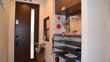 内部エントランス / 1