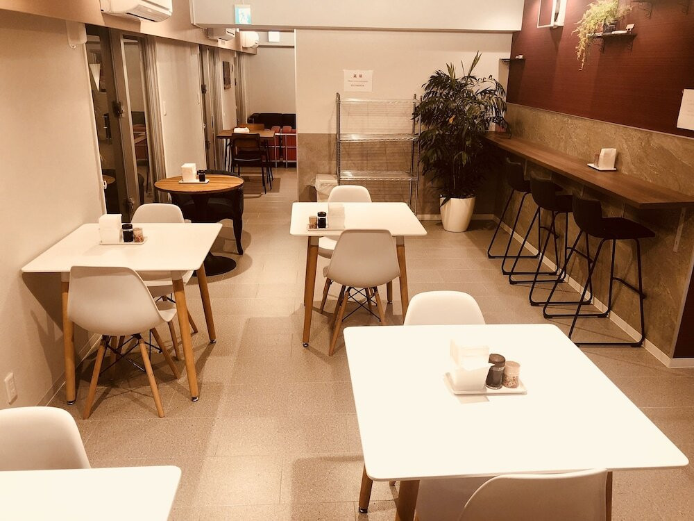 フロント