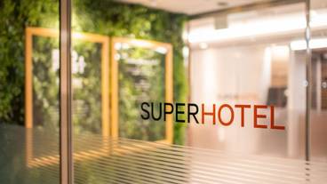 内部エントランス / 2