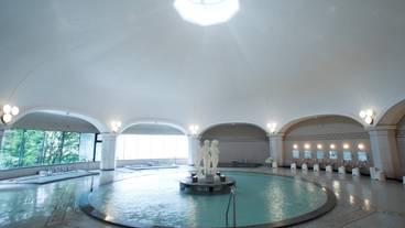 鬼灯の湯 ローマ⾵の内風呂 / 10