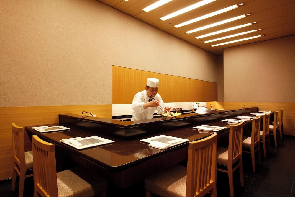 レストラン