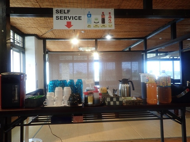 朝食時のセルフドリンク