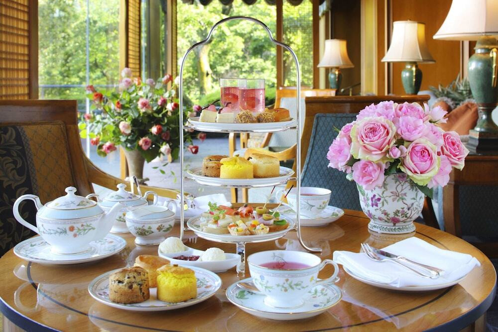 東京に広がる雲海！庭園散策や温泉も楽しめる優雅なホテル4755890