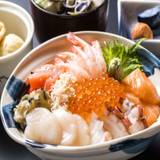 数量限定の海鮮丼 / 3