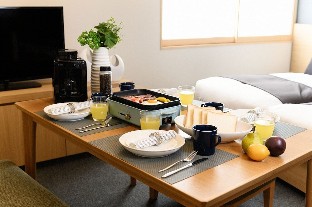 客室内のダイニングエリア