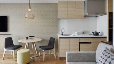 スタジオルームのキッチン / 3