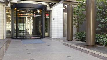 施設の入り口 / 15