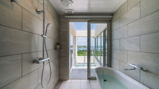 ヴィラ一棟貸し - プール付