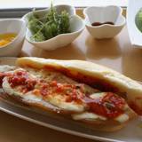 オン ザ ビーチ カフェ（オンザビーチカフェ）