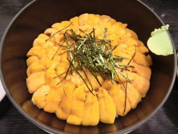 「魚真」料理 82202 赤ウニ丼