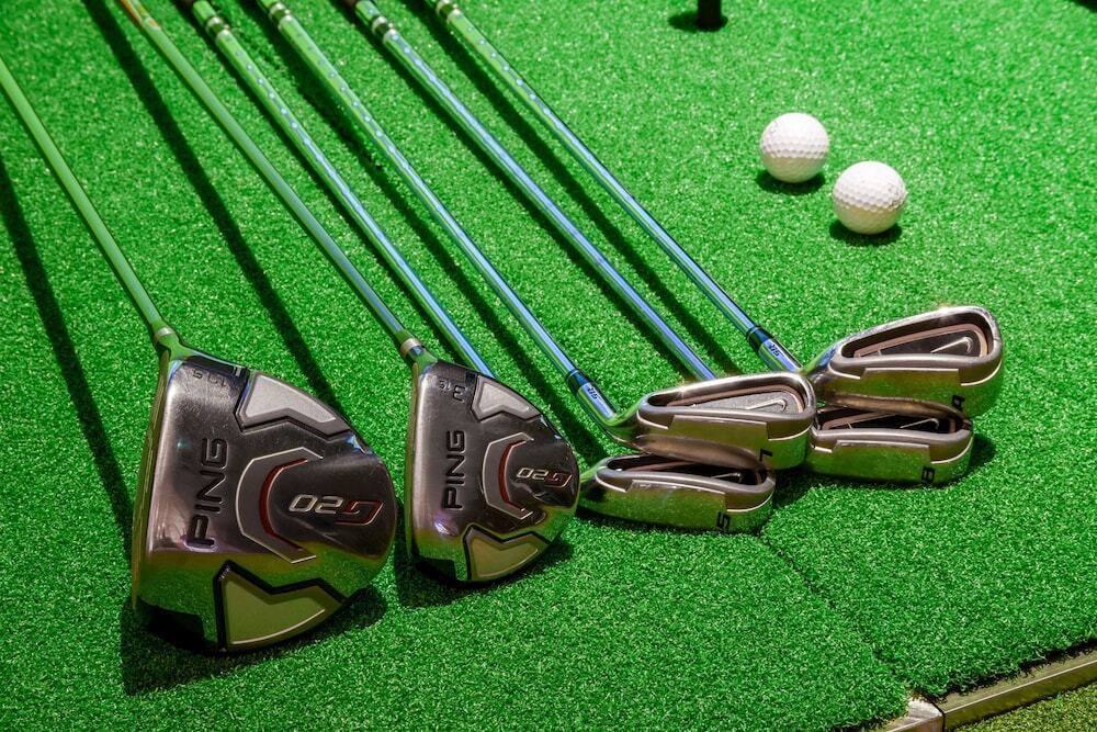 屋内ゴルフ練習場