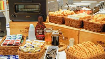 朝食スペース / 9